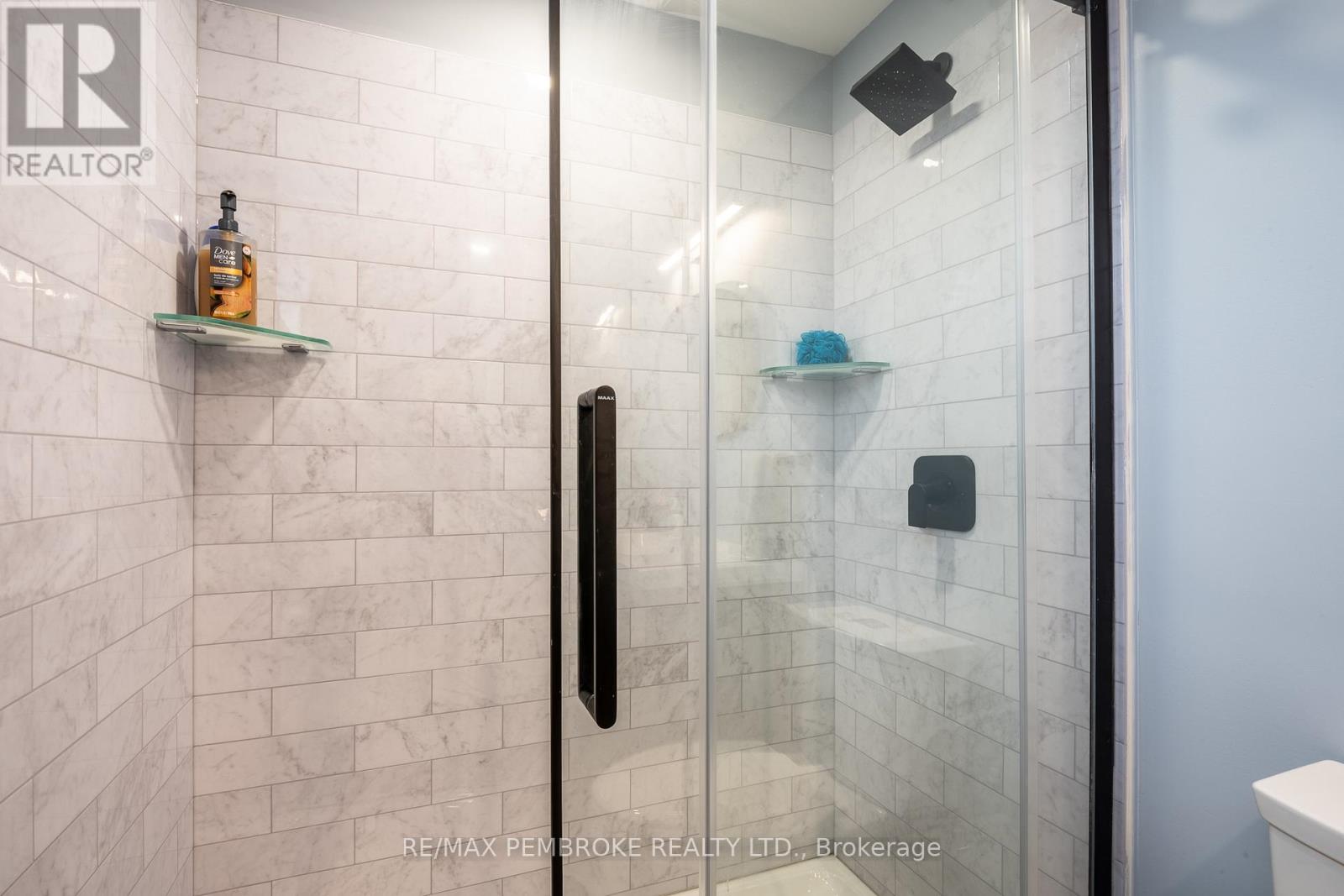 24 Terrance Drive, Petawawa, Ontario  K8H 0H3 - Photo 44 - X12999900