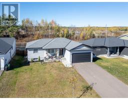 24 TERRANCE DRIVE, Petawawa, Ontario