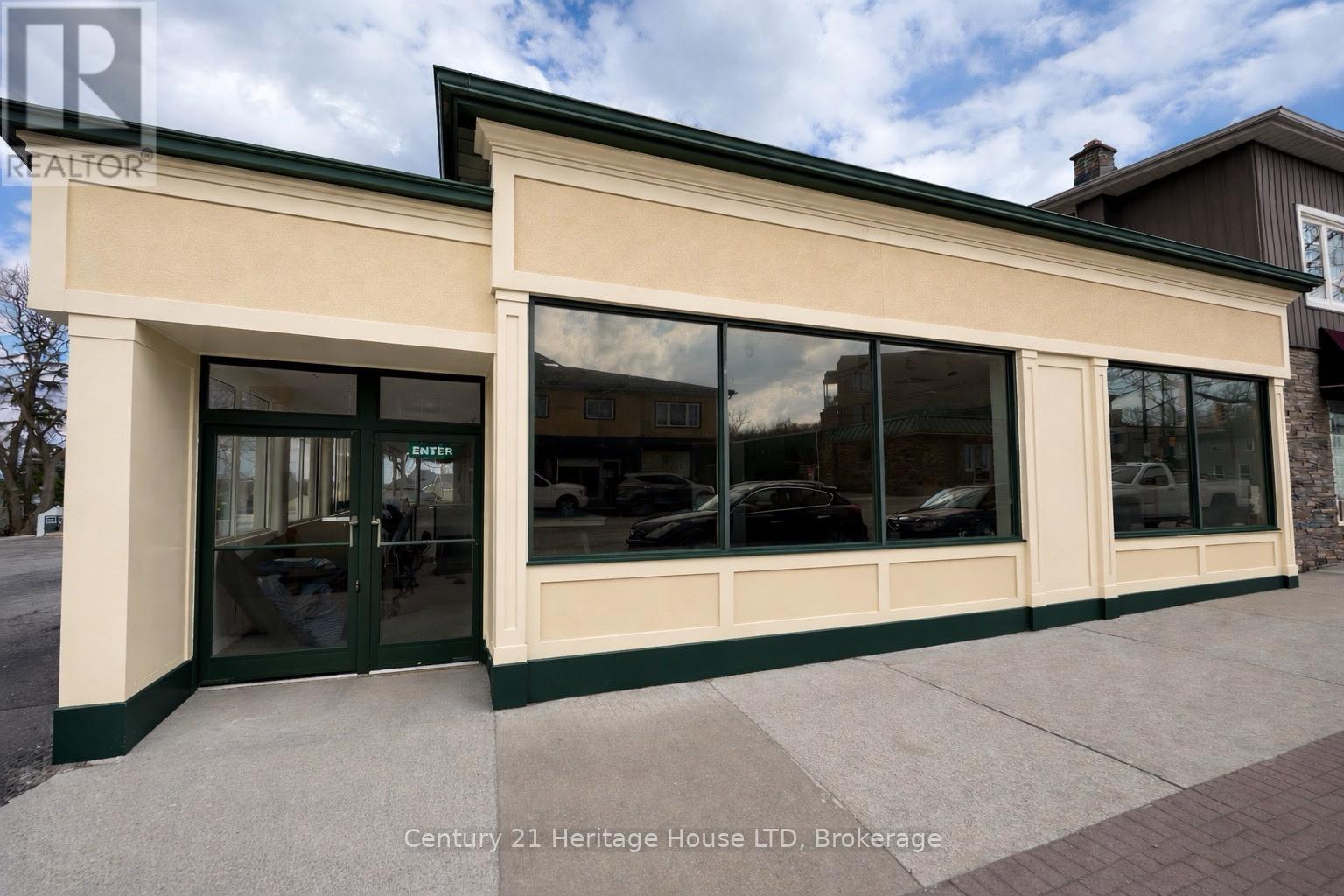 1507 Pelham Street, Pelham, Ontario  L0S 1E3 - Photo 1 - X12999842