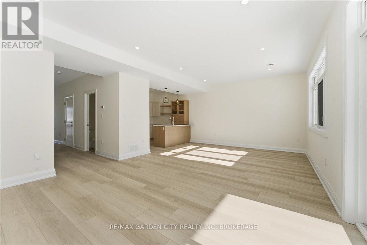 3689 Elm Street, Fort Erie, Ontario  L0S 1N0 - Photo 19 - X12999910