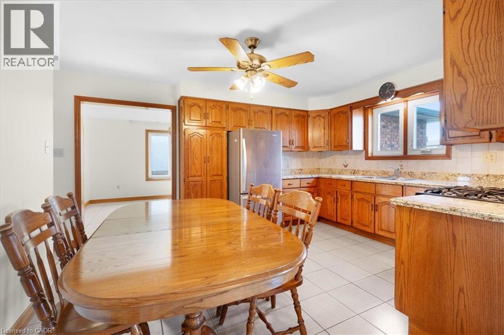 18 Marcel Place, Hamilton, Ontario  L9B 1W3 - Photo 9 - 40820417