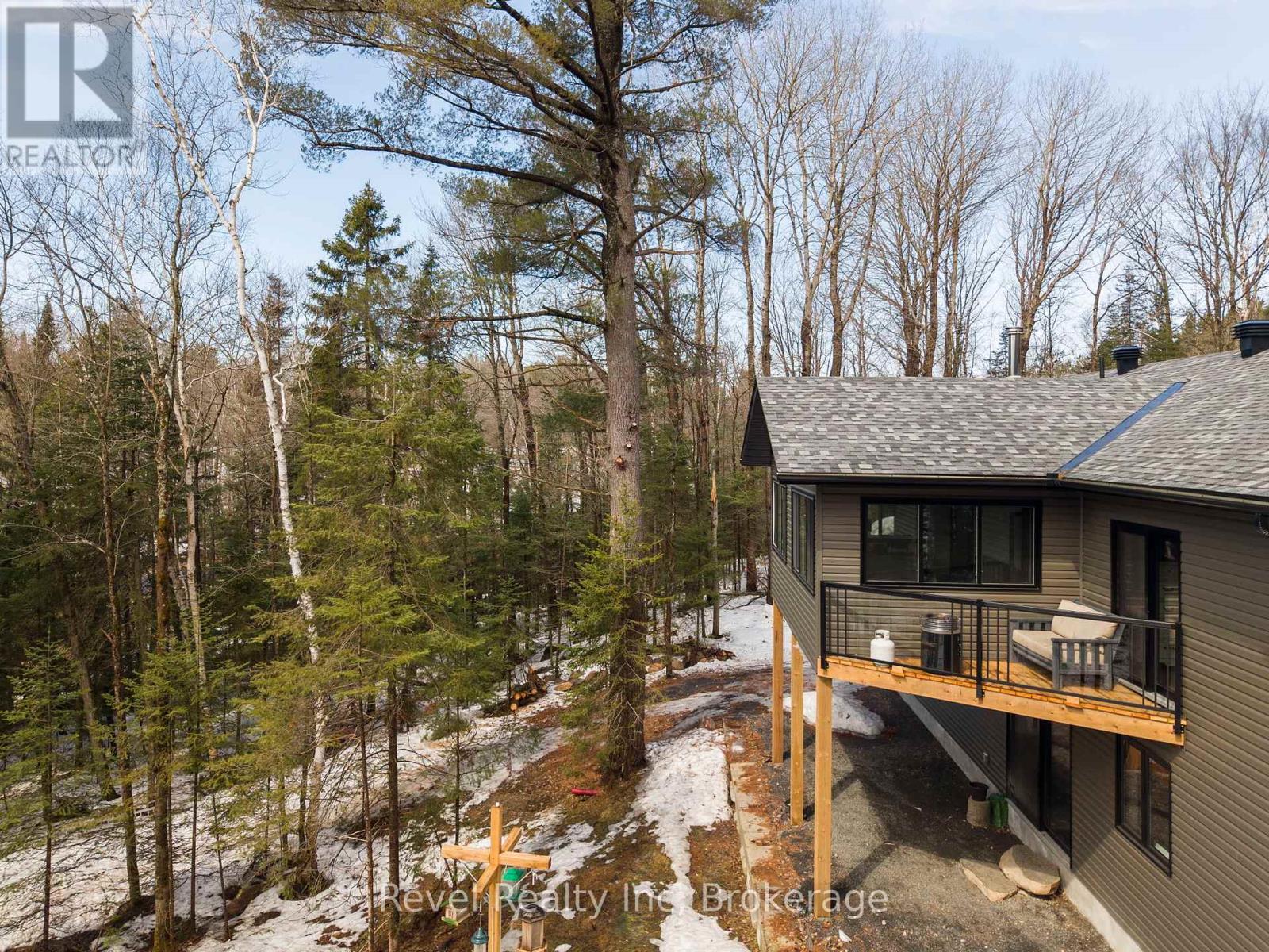 84 Woods Road, Carling, Ontario  P0G 1G0 - Photo 2 - X12999830