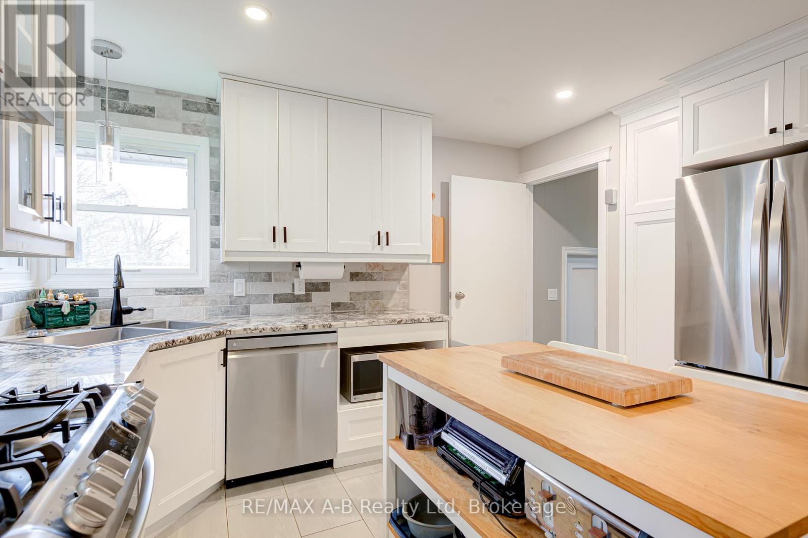 50 Albert Street, West Perth, Ontario  N0K 1N0 - Photo 12 - X12999904