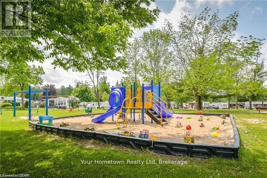 613 Oak Crescent, Centre Wellington, Ontario  N1M 2W5 - Photo 18 - X12999914