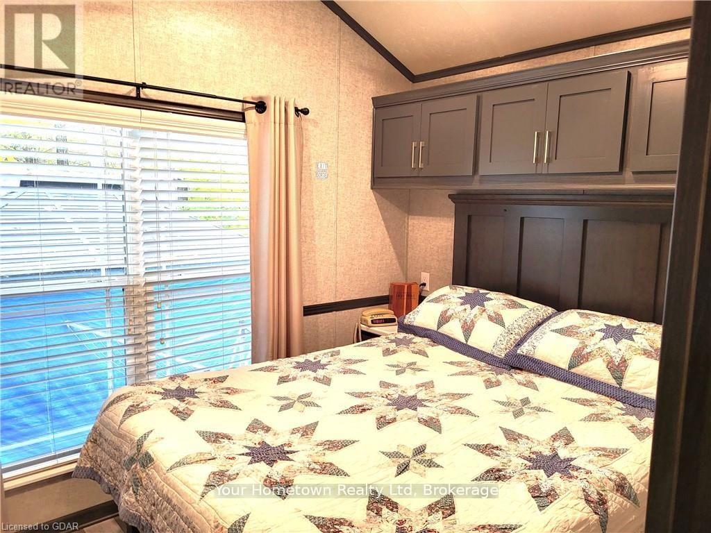 613 Oak Crescent, Centre Wellington, Ontario  N1M 2W5 - Photo 8 - X12999914