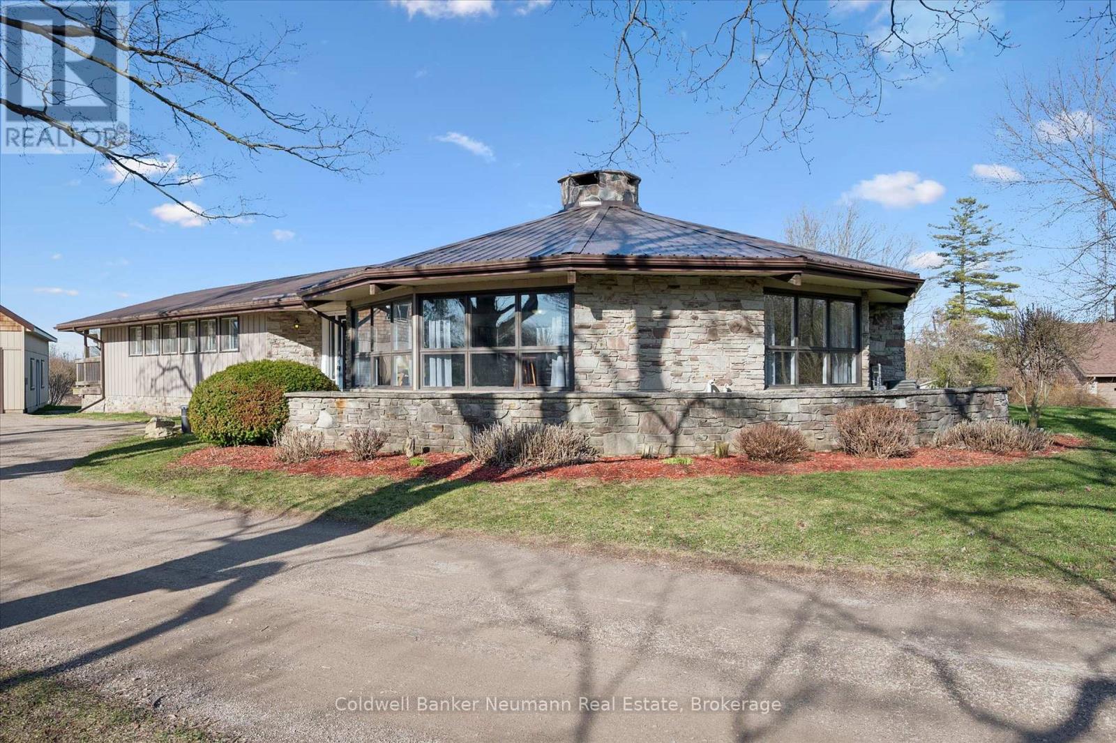 26 OLD BROCK ROAD, Puslinch, Ontario