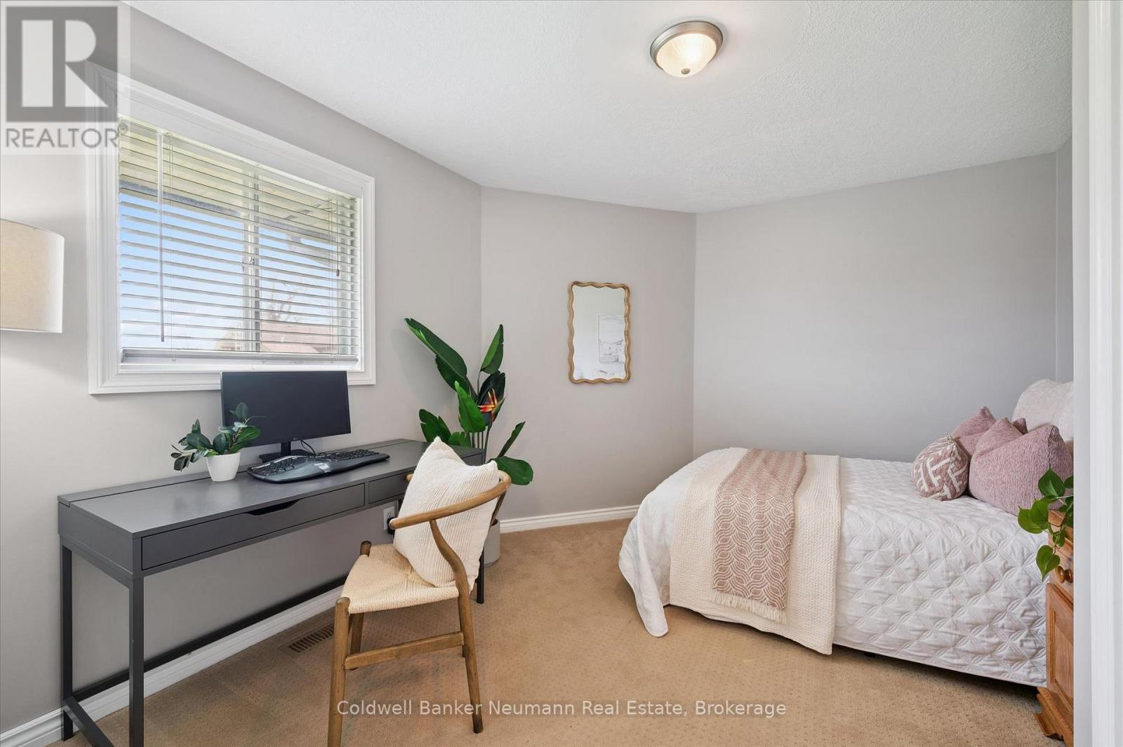 26 Old Brock Road, Puslinch, Ontario  N0B 2J0 - Photo 18 - X12999934