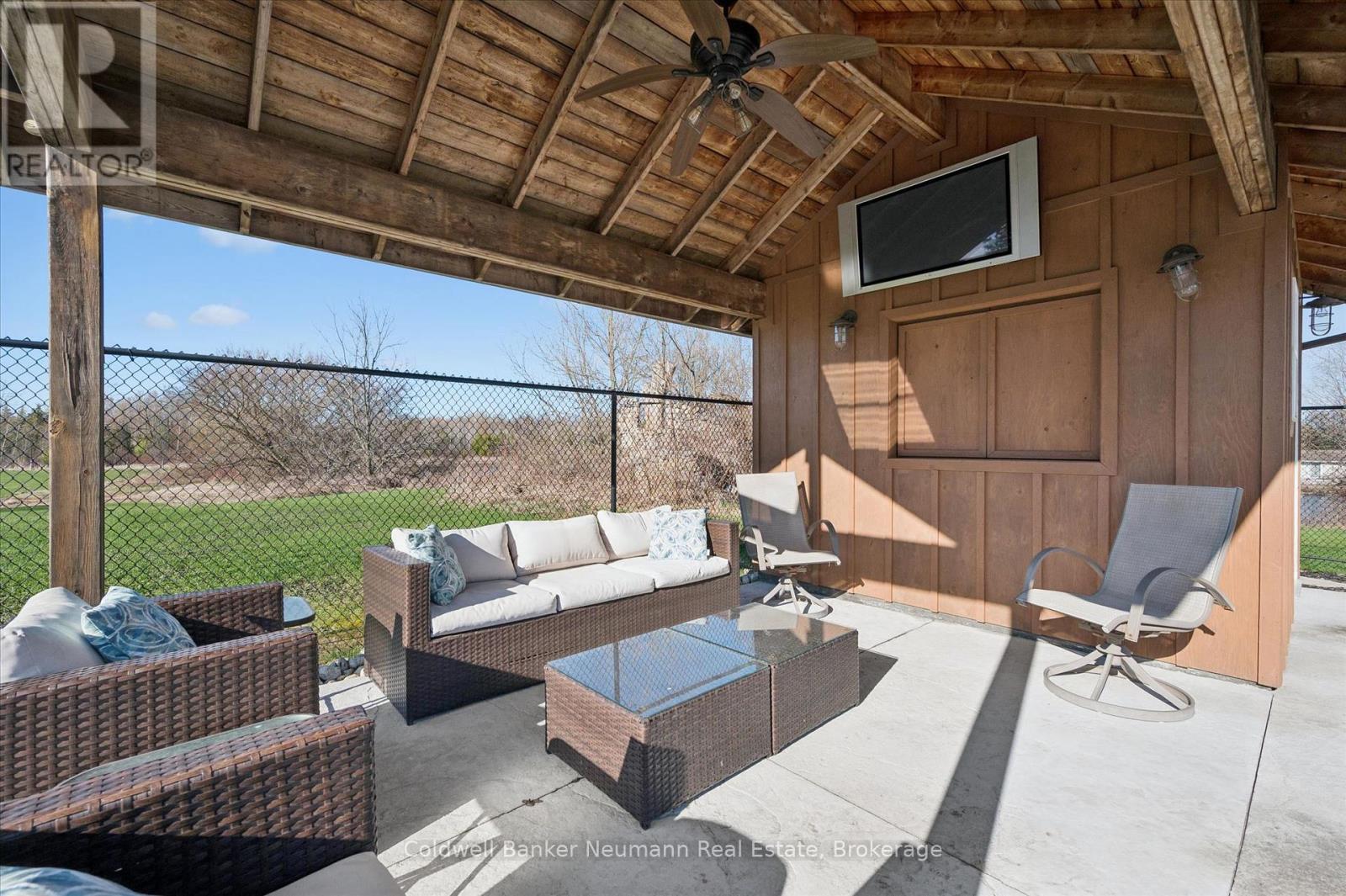 26 Old Brock Road, Puslinch, Ontario  N0B 2J0 - Photo 44 - X12999934