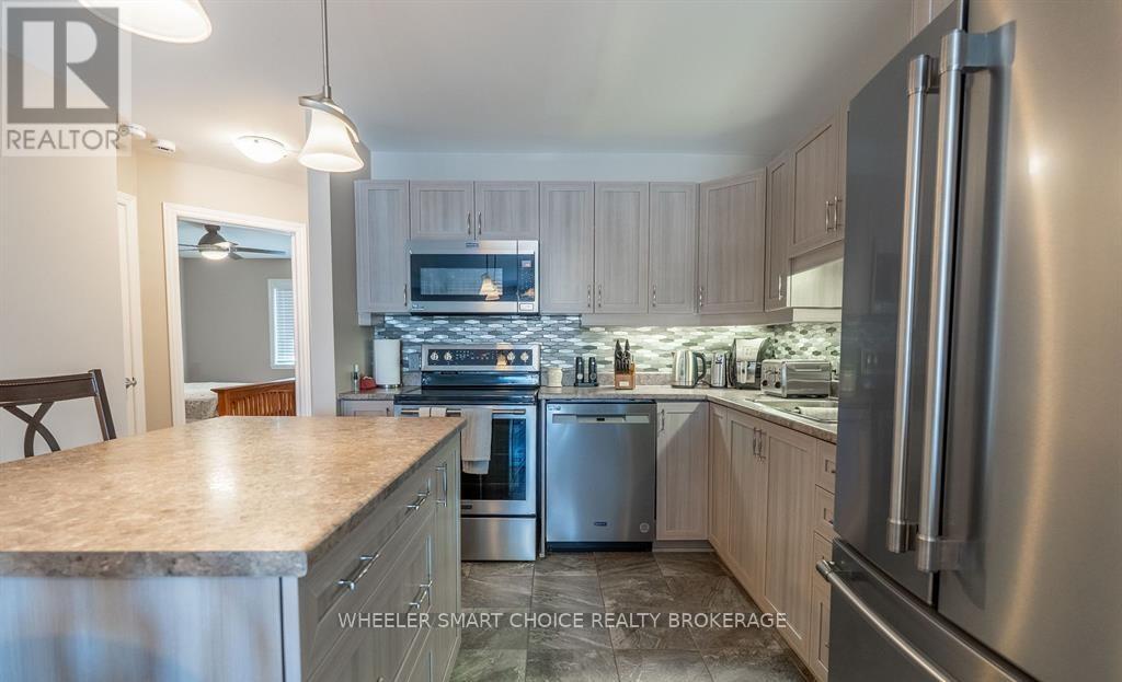 225 - 218 First Street E, Cornwall, Ontario  K6H 0G2 - Photo 8 - X12710390