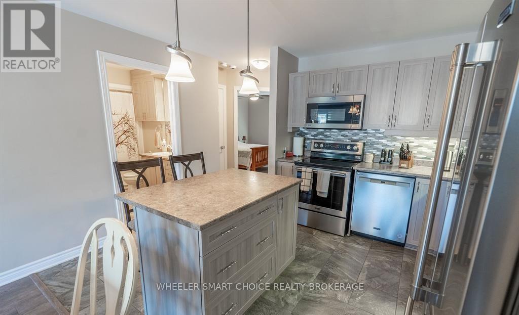 225 - 218 First Street E, Cornwall, Ontario  K6H 0G2 - Photo 9 - X12915828