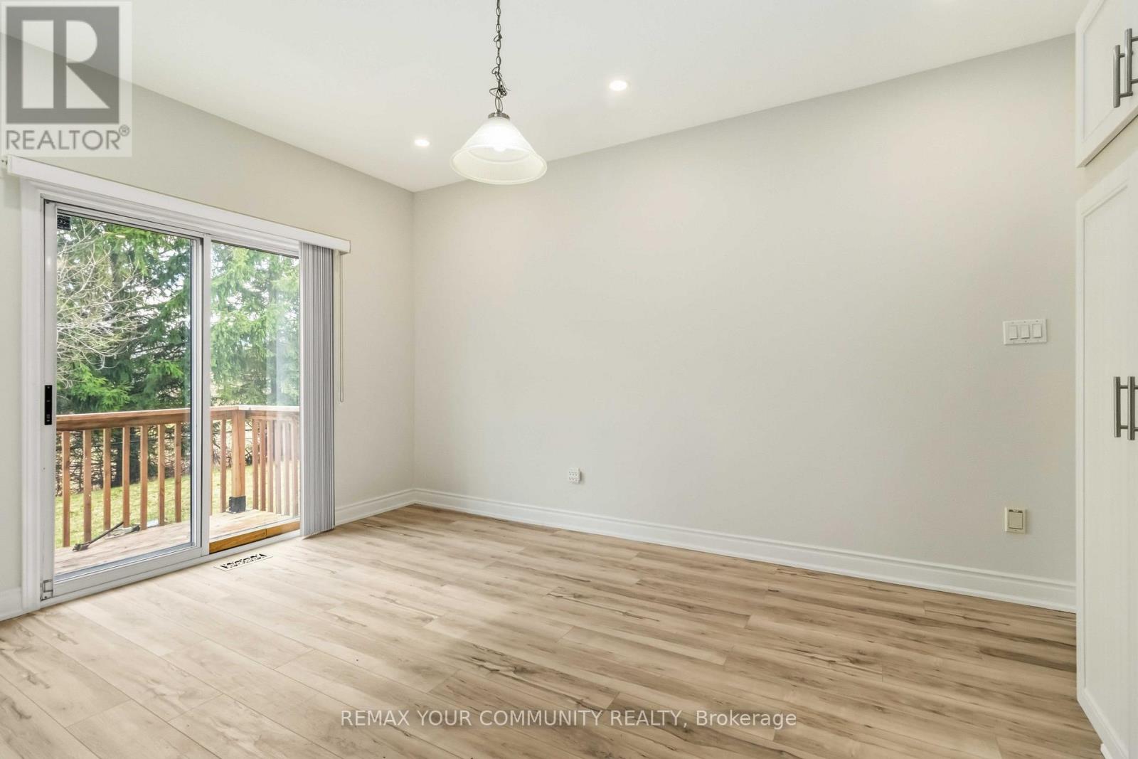 120 Shaftsbury Avenue, Richmond Hill, Ontario  L4C 0G6 - Photo 15 - N12964954