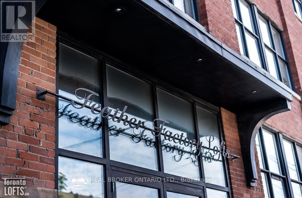 PH3 - 2154 DUNDAS STREET W, Toronto, Ontario