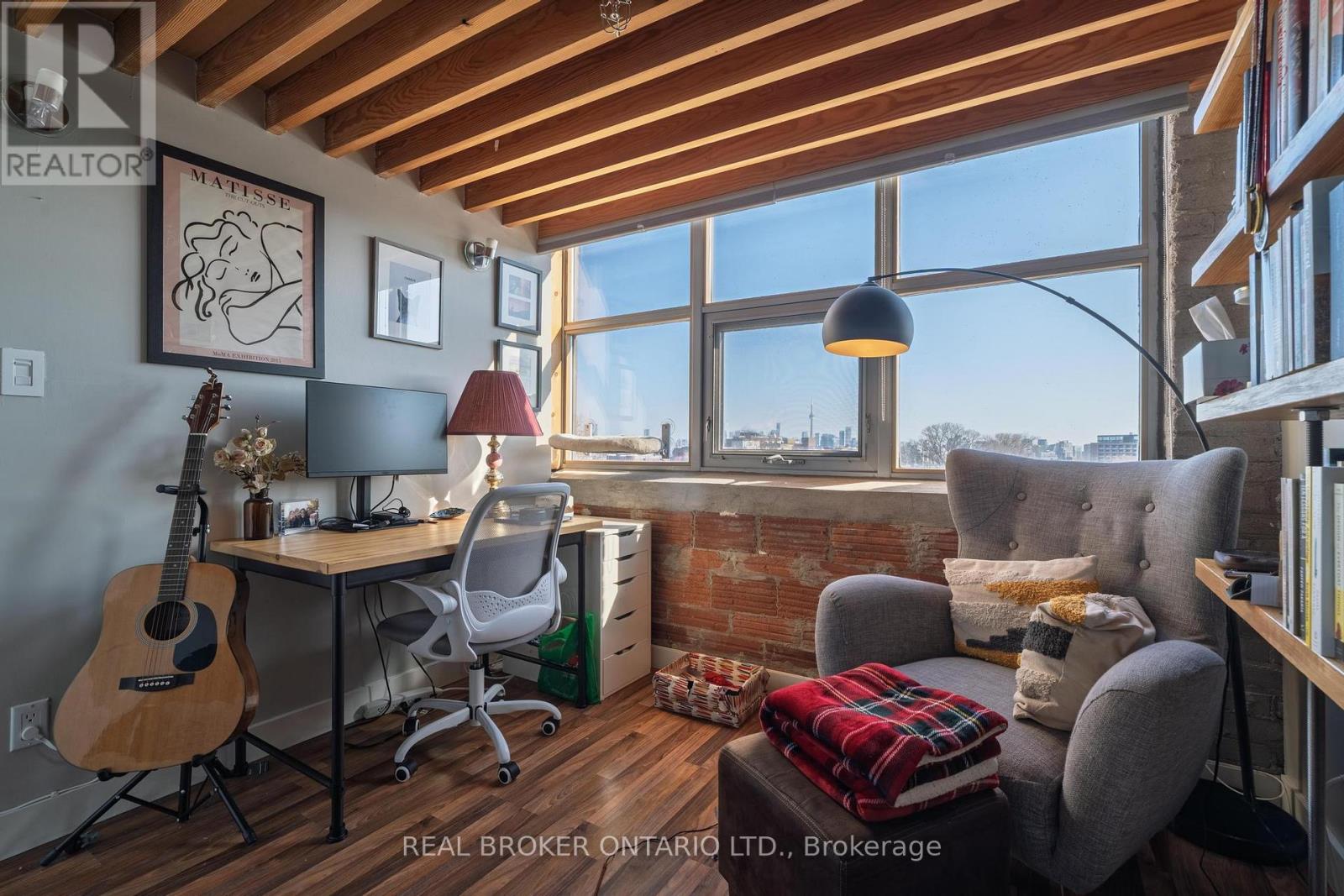 Ph3 - 2154 Dundas Street W, Toronto, Ontario  M6R 1X3 - Photo 24 - W12774010