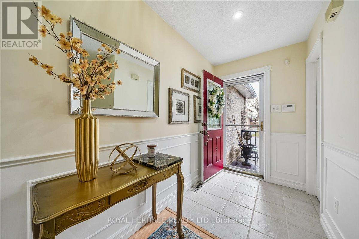 72 Frazer Road, Ajax, Ontario  L1S 4B2 - Photo 5 - E12999834