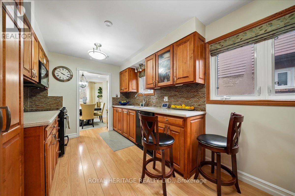 72 Frazer Road, Ajax, Ontario  L1S 4B2 - Photo 9 - E12999834