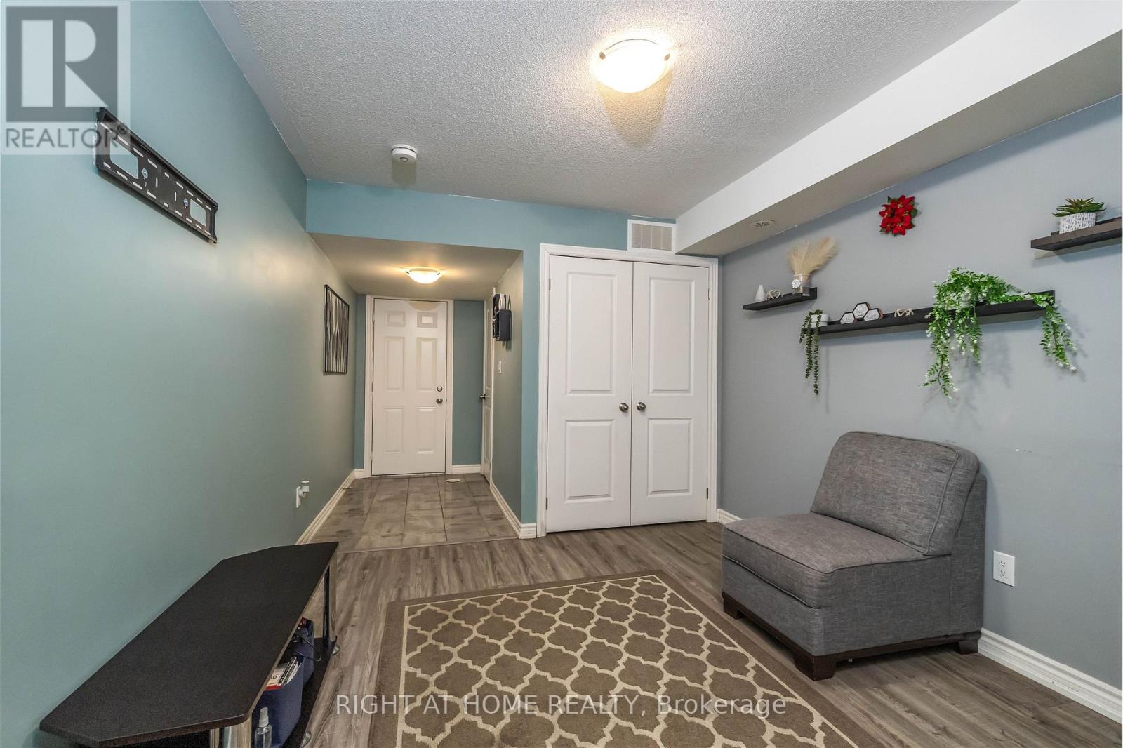 2560 Ladyfern Crossing, Pickering, Ontario  L1X 0E6 - Photo 4 - E12999882