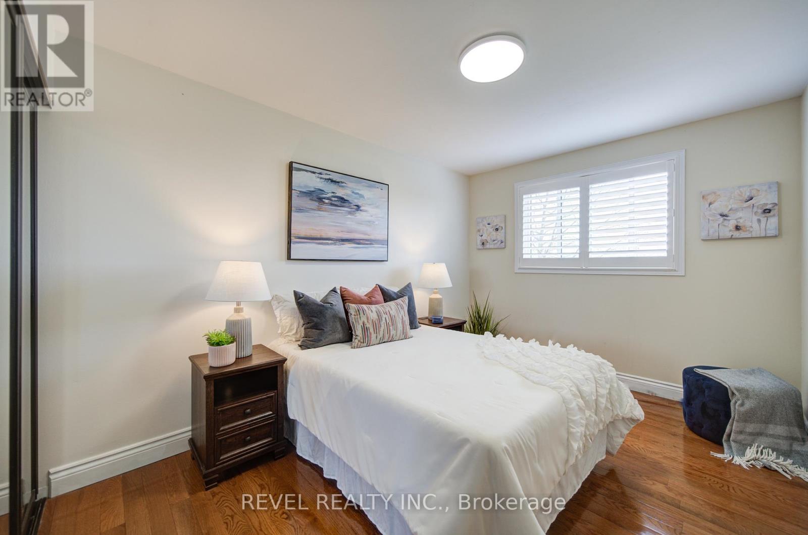 2255 Wildwood Crescent, Pickering, Ontario  L1X 2R7 - Photo 22 - E12999892