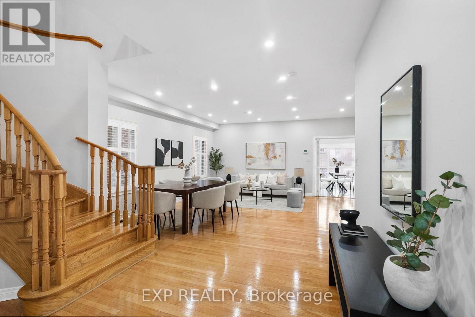 278 Williamson Road, Markham, Ontario  L6E 1X1 - Photo 3 - N12999820