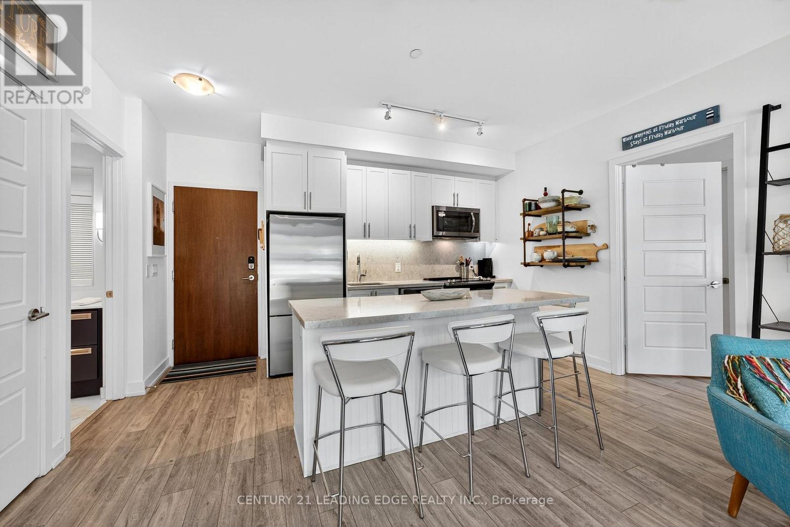 D120 - 333 Sea Ray Avenue, Innisfil, Ontario L9S 0M3 - Photo 2 - N12999868