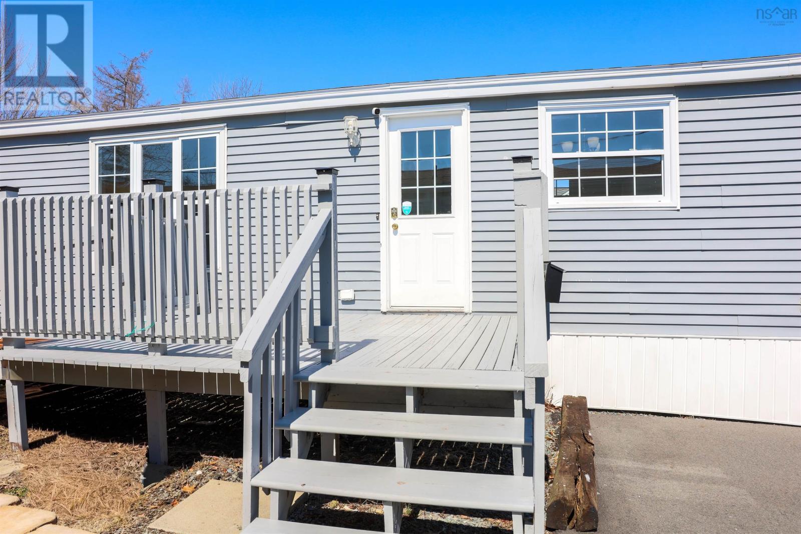 6 Apple Street, Dartmouth, Nova Scotia  B2W 4W2 - Photo 4 - 202607416