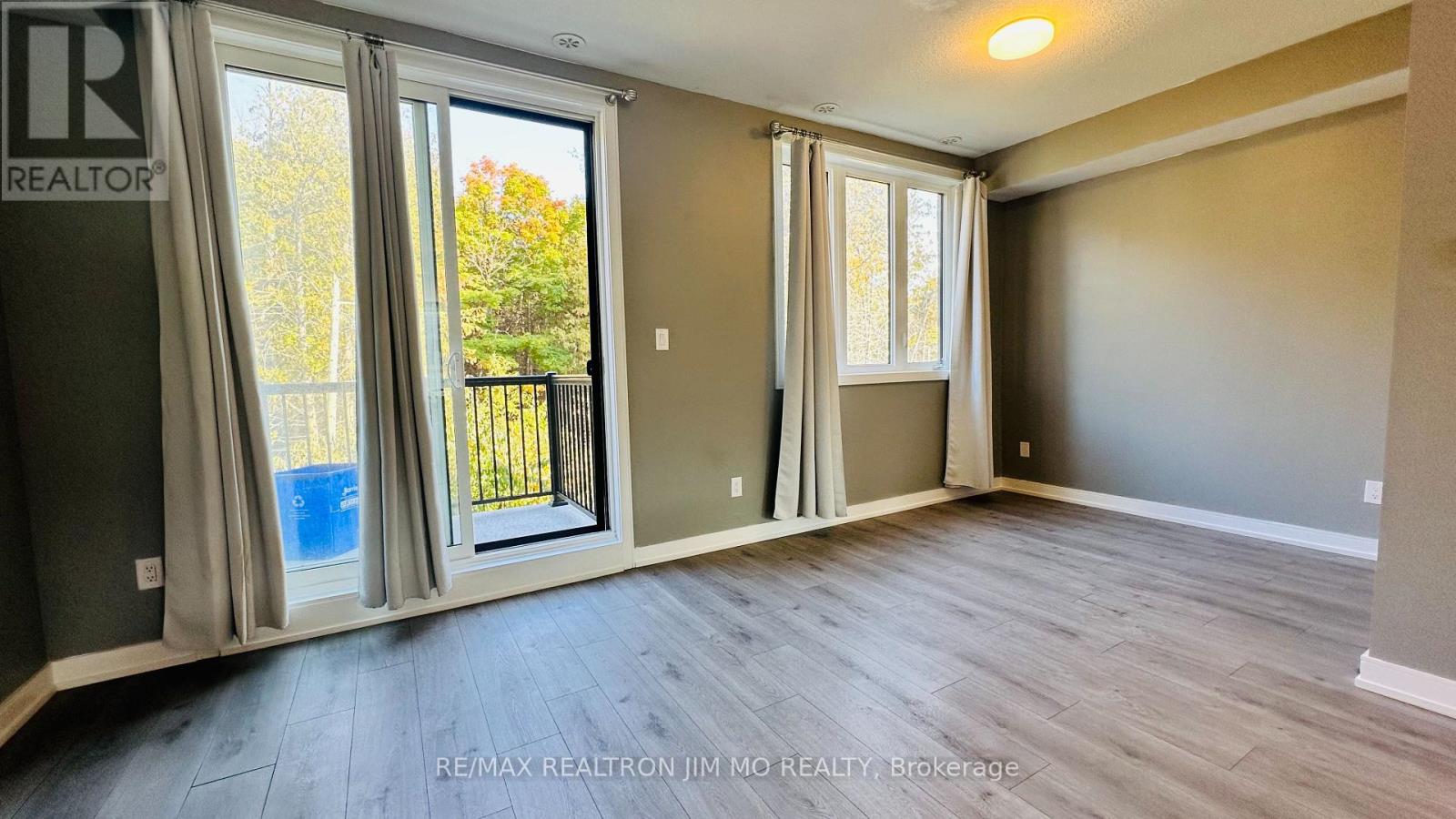 114 Blue Forest Crescent, Barrie, Ontario  L9J 0N7 - Photo 16 - S12999852