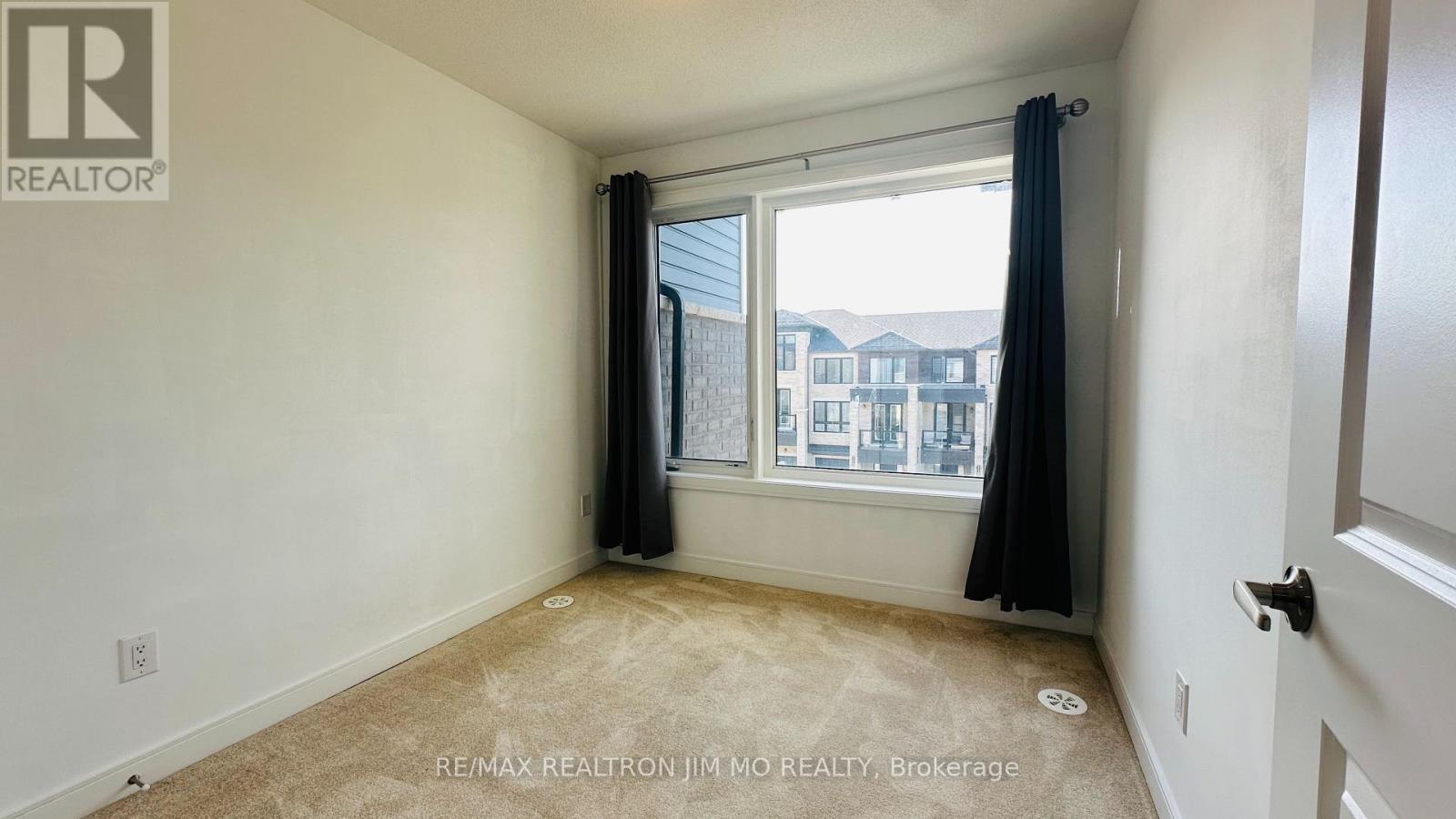 114 Blue Forest Crescent, Barrie, Ontario  L9J 0N7 - Photo 31 - S12999852