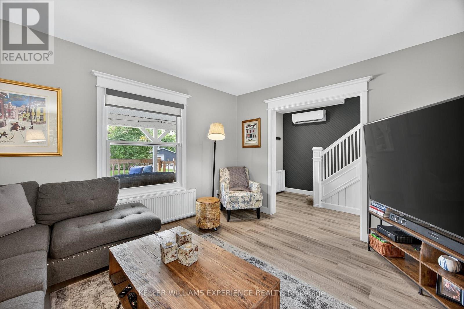 120 Dunlop Street, Orillia, Ontario  L3V 5P4 - Photo 11 - S12999916