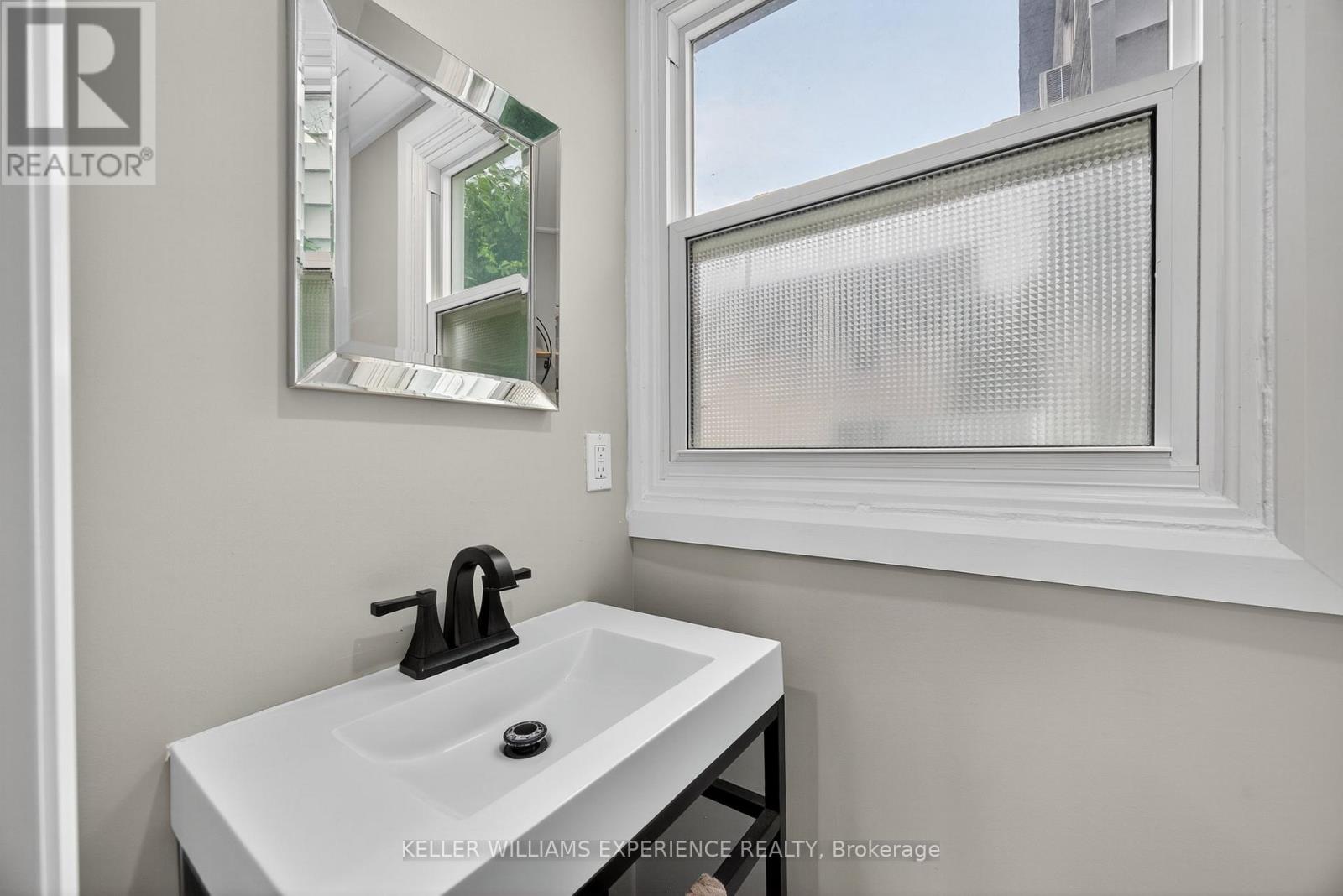 120 Dunlop Street, Orillia, Ontario  L3V 5P4 - Photo 26 - S12999916