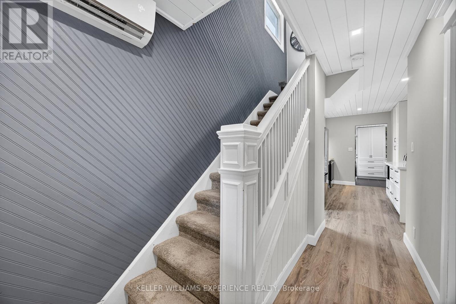 120 Dunlop Street, Orillia, Ontario  L3V 5P4 - Photo 27 - S12999916