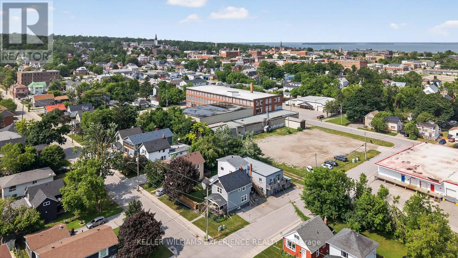 120 Dunlop Street, Orillia, Ontario  L3V 5P4 - Photo 46 - S12999916