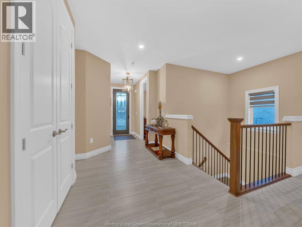 708 Faleria, Lakeshore, Ontario  N8L 0K1 - Photo 10 - 26008184