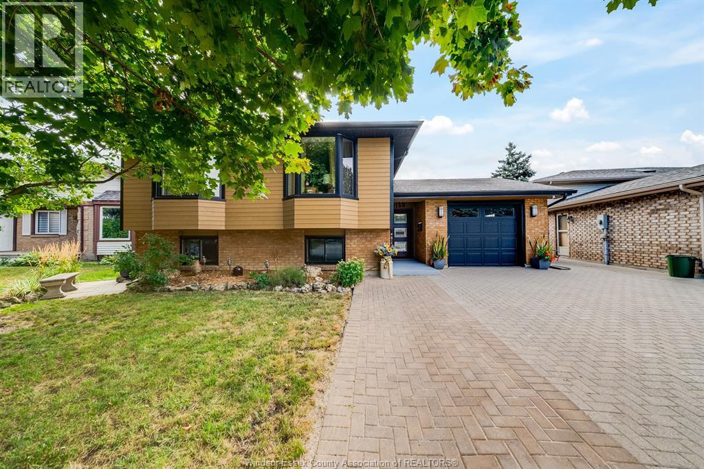 13158 DILLON DRIVE, Tecumseh, Ontario