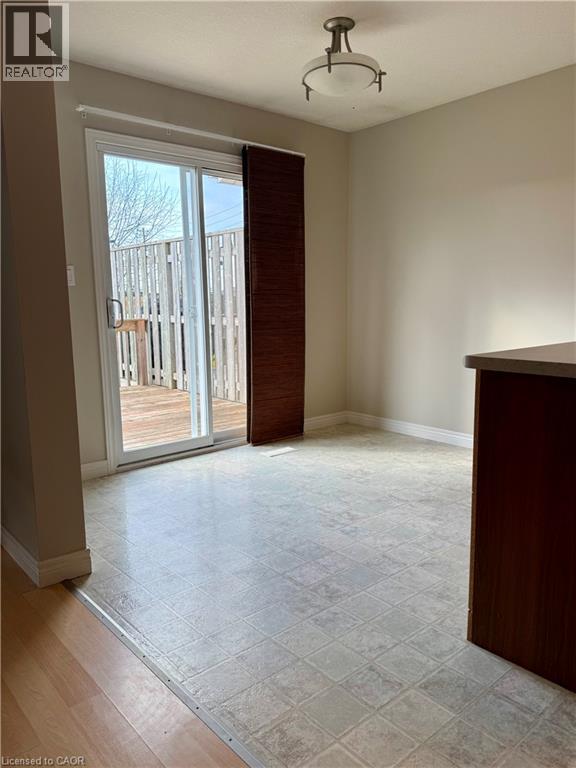 600 Brandenburg Boulevard, Waterloo, Ontario  N2T 2V3 - Photo 10 - 40820764