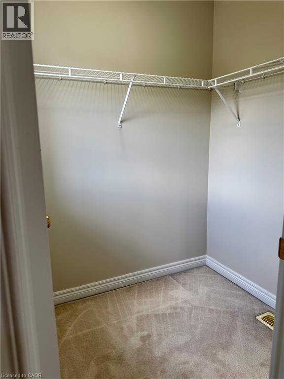 600 Brandenburg Boulevard, Waterloo, Ontario  N2T 2V3 - Photo 15 - 40820764