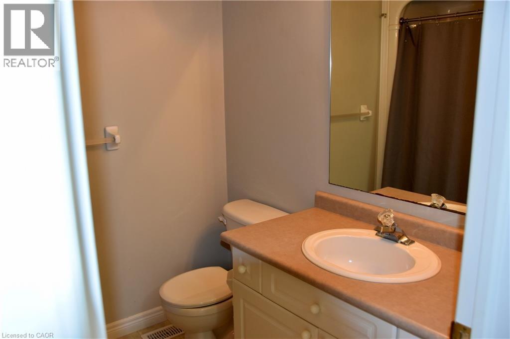 600 Brandenburg Boulevard, Waterloo, Ontario  N2T 2V3 - Photo 18 - 40820764