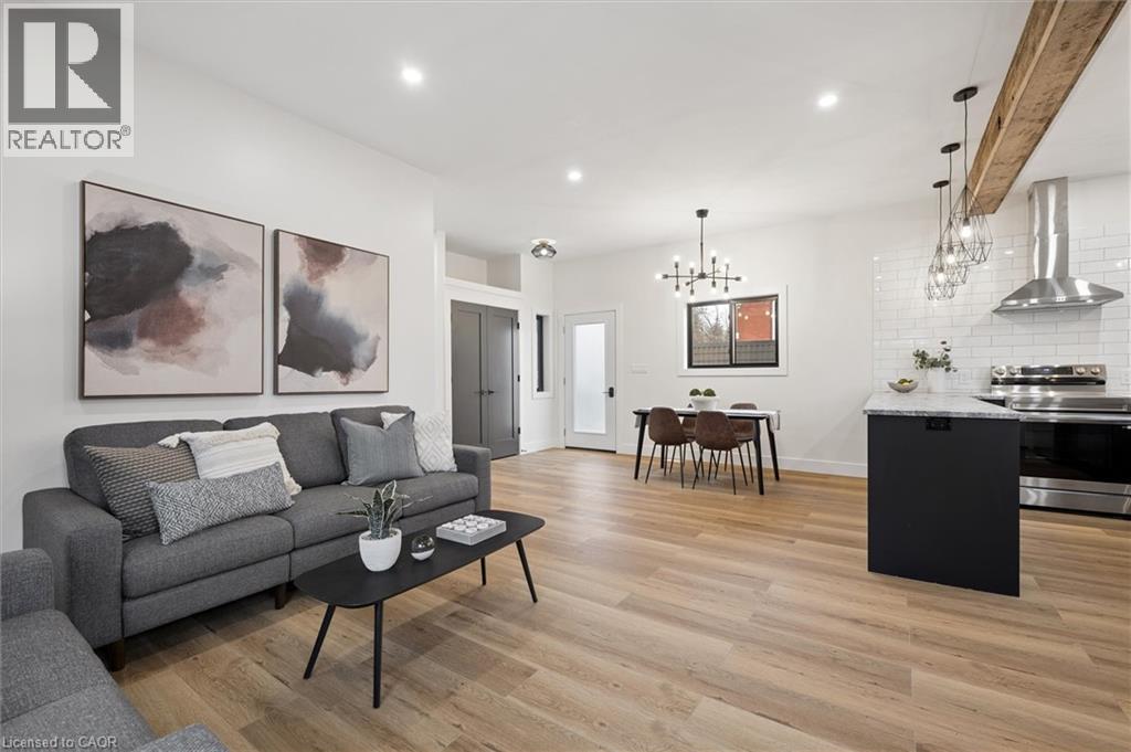 215 Winstanley Street, Monkton, Ontario  N0K 1P0 - Photo 7 - 40820501