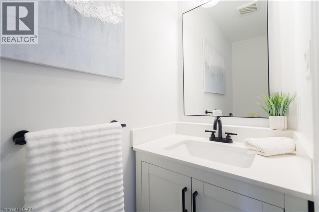 83 Benedict Place, Hamilton, Ontario  L9A 0A4 - Photo 21 - 40820351