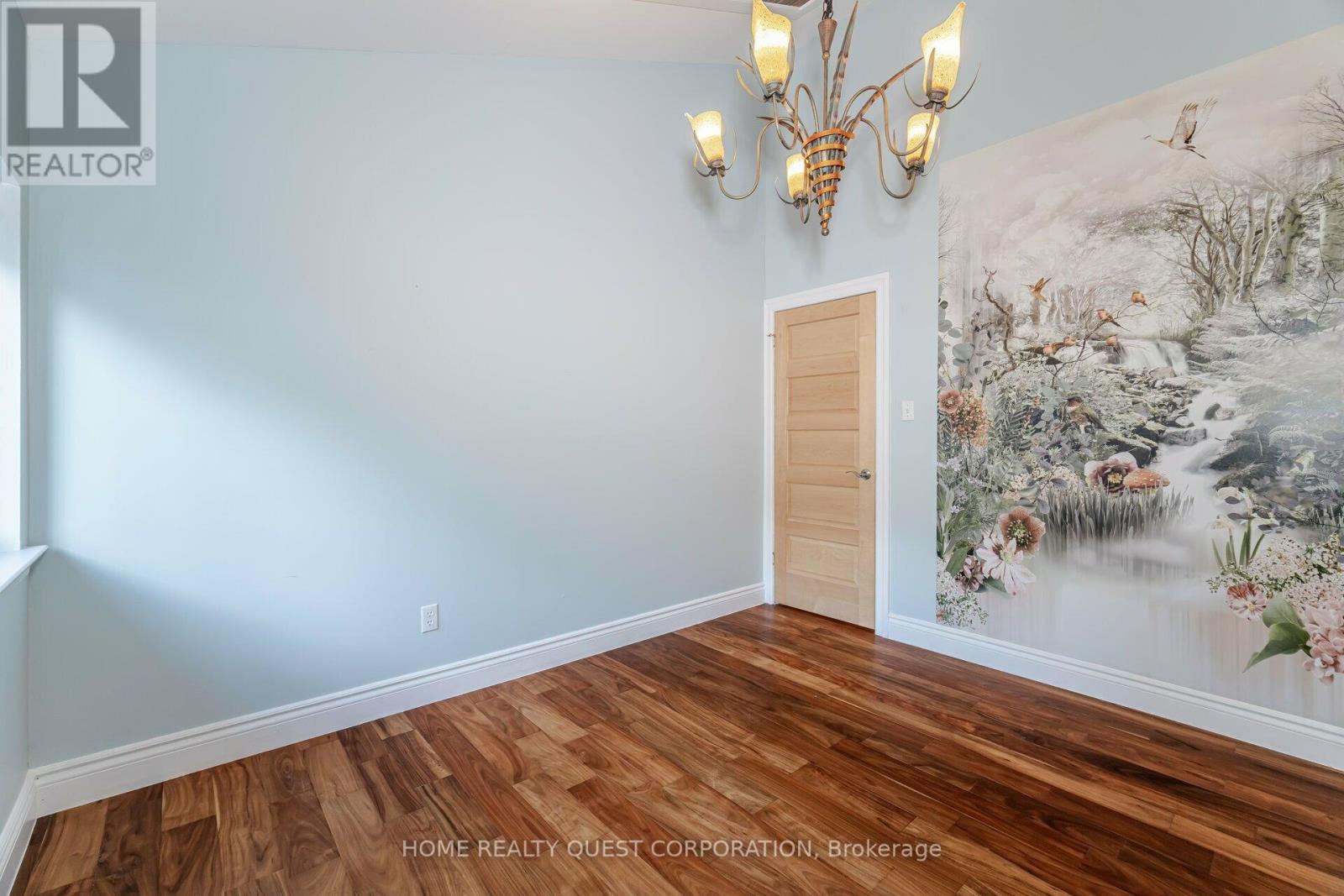 41 Bowshelm Court, Mississauga, Ontario  L5N 1K2 - Photo 27 - W12999808