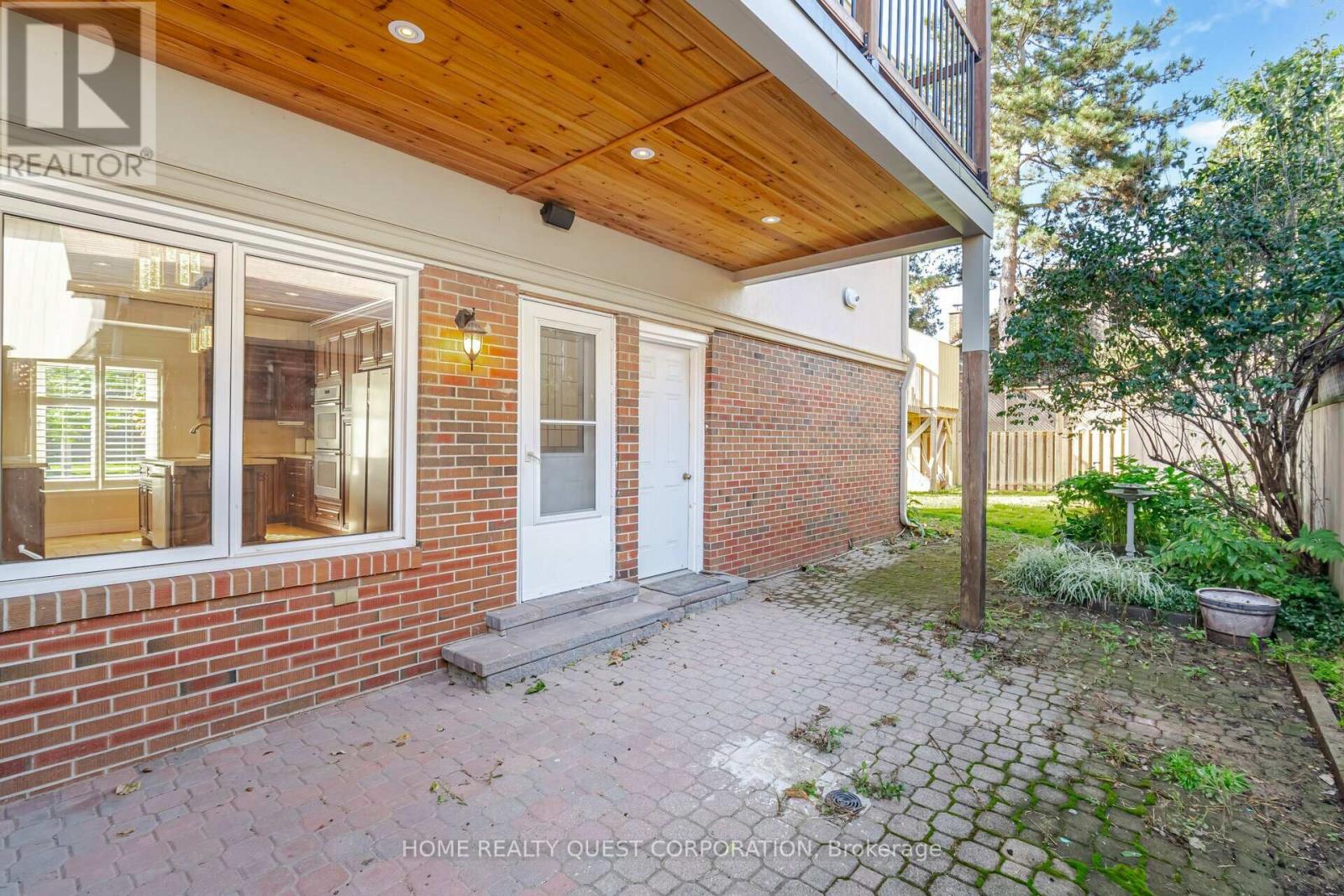 41 Bowshelm Court, Mississauga, Ontario  L5N 1K2 - Photo 41 - W12999808