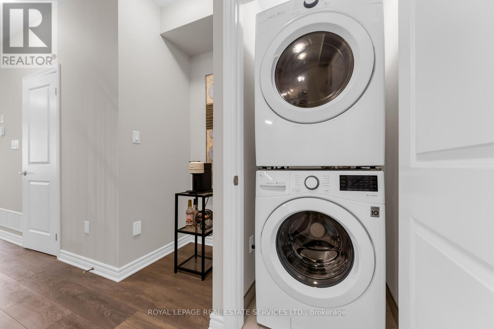 1238 Restivo Lane, Milton, Ontario  L9T 2X5 - Photo 18 - W12999814