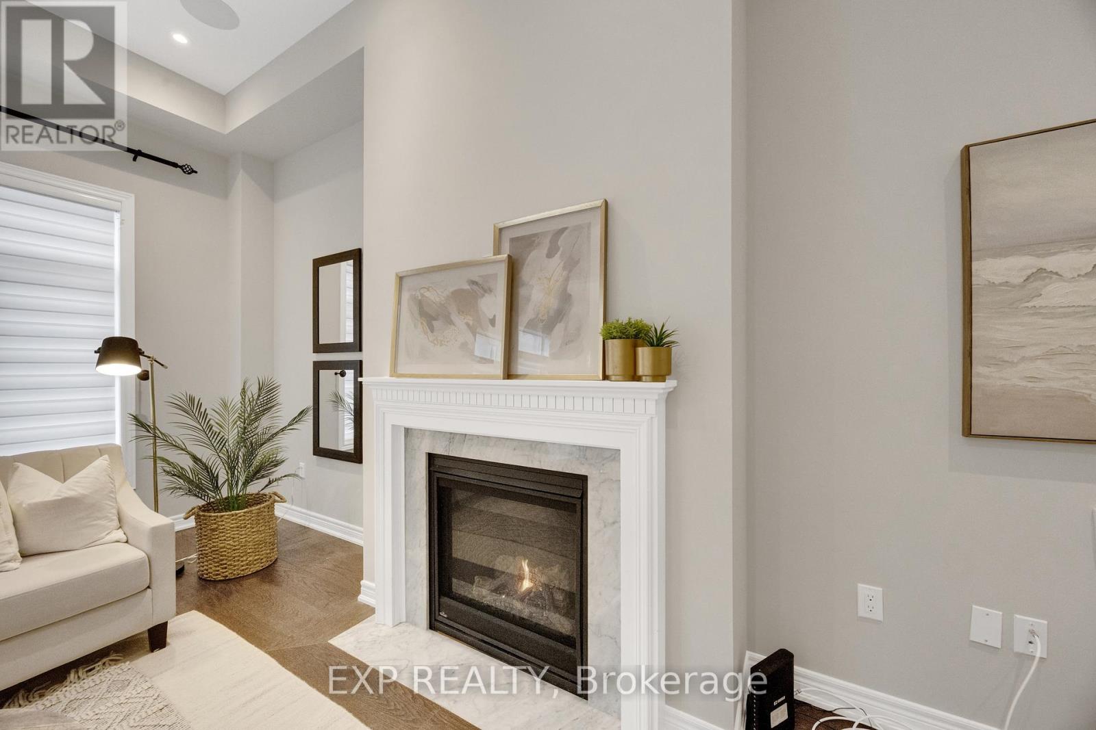 34 Carnegie Drive, Oakville, Ontario  L6H 0V8 - Photo 10 - W12999822