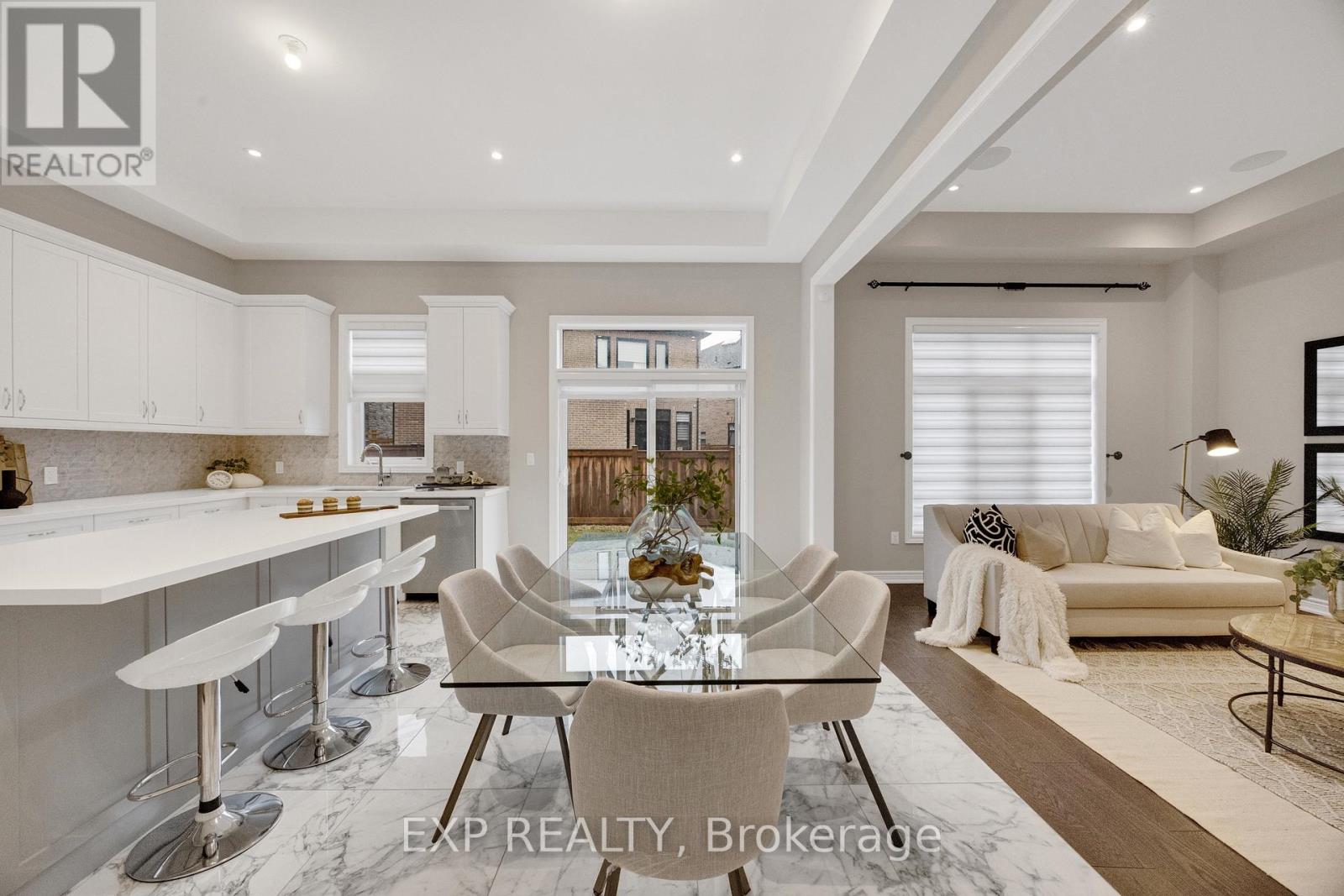 34 Carnegie Drive, Oakville, Ontario  L6H 0V8 - Photo 15 - W12999822