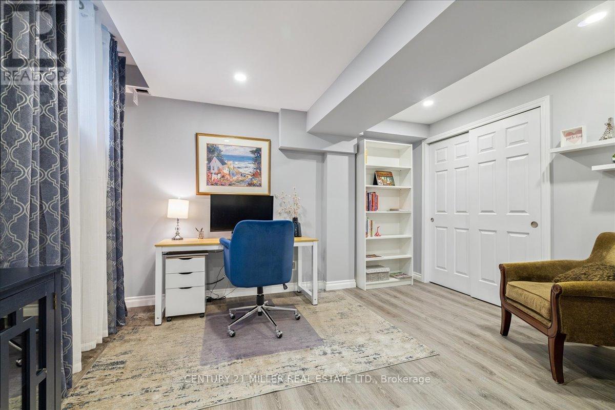 14 - 3353 Liptay Avenue, Oakville, Ontario  L6M 0M6 - Photo 36 - W12999898