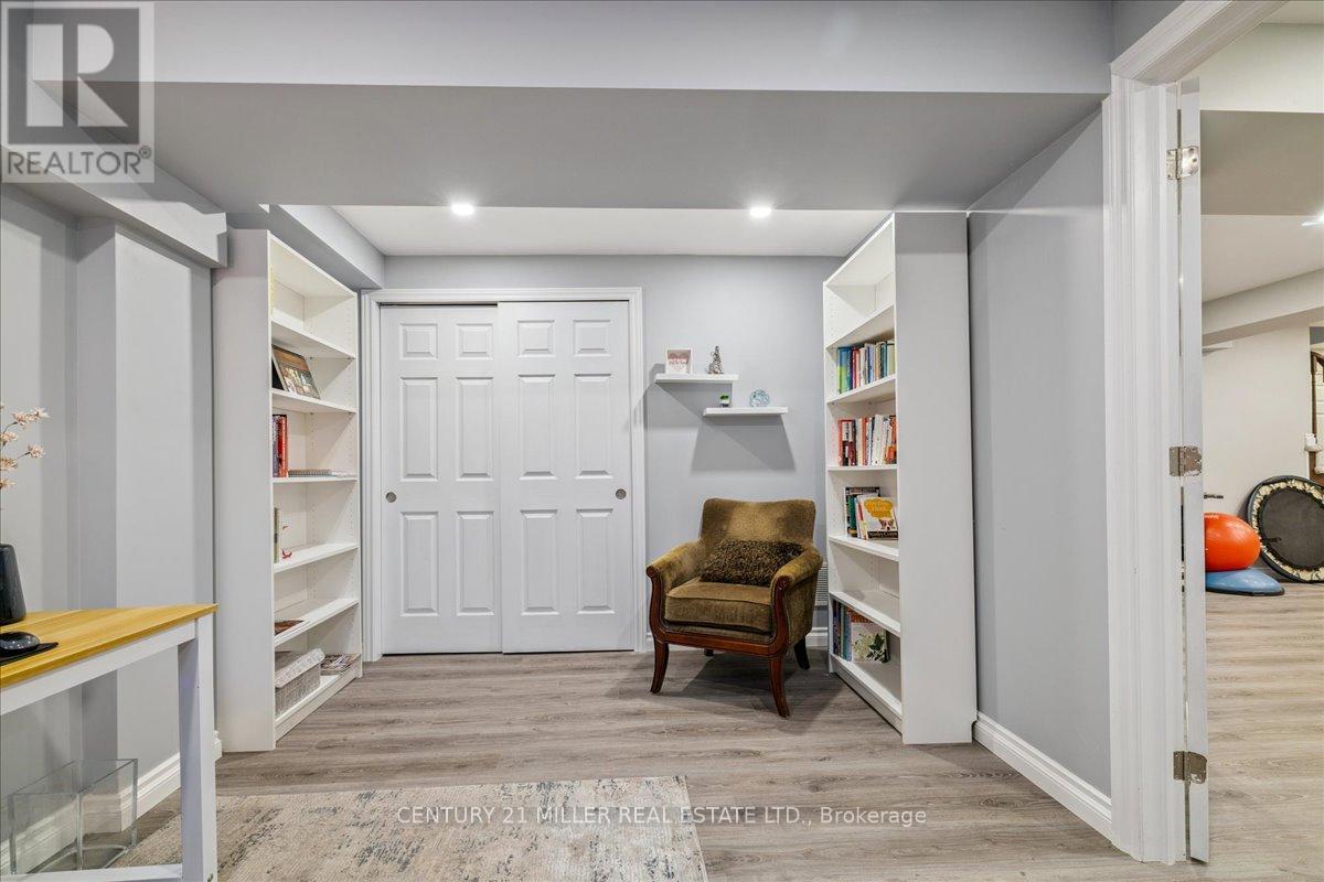 14 - 3353 Liptay Avenue, Oakville, Ontario  L6M 0M6 - Photo 37 - W12999898