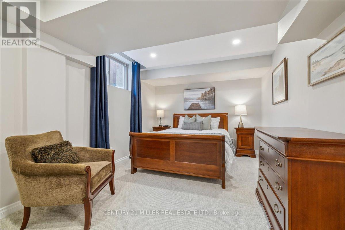 14 - 3353 Liptay Avenue, Oakville, Ontario  L6M 0M6 - Photo 38 - W12999898