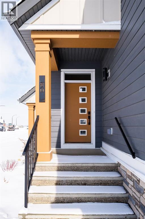 80 Creekside Path SW, Calgary, Alberta  T2X 0G7 - Photo 4 - A2293123