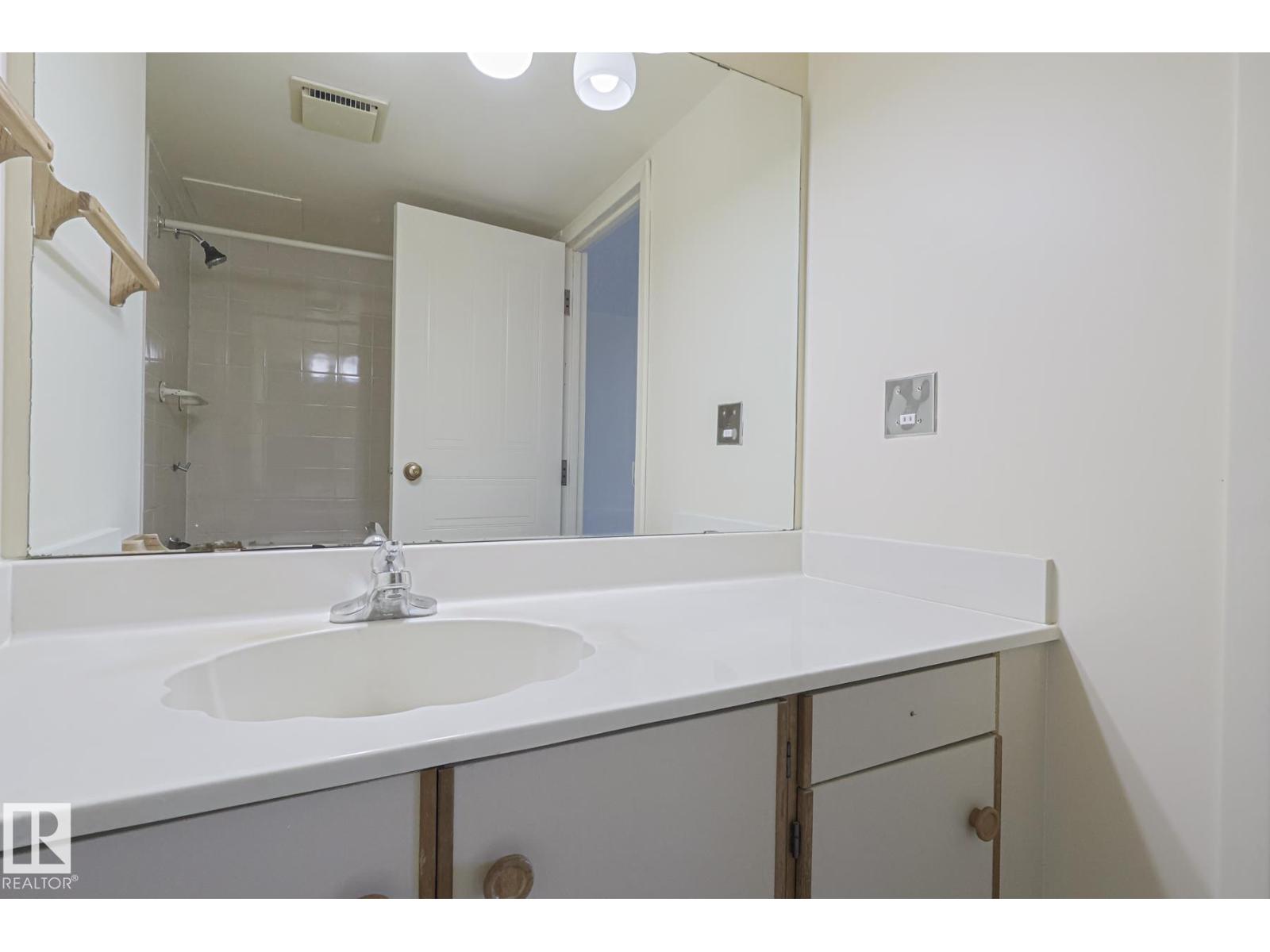 #302 8340 Jasper Av Nw Nw, Edmonton, Alberta  T5H 4C6 - Photo 31 - E4482293