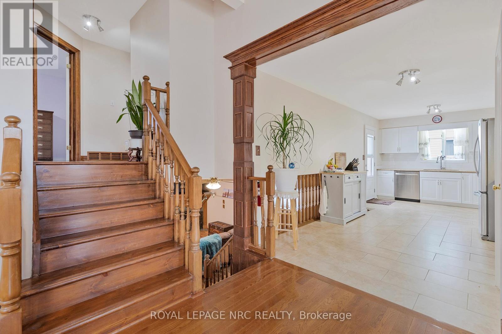 46 Foxhill Crescent, St. Catharines, Ontario  L2S 3V1 - Photo 12 - X12999812