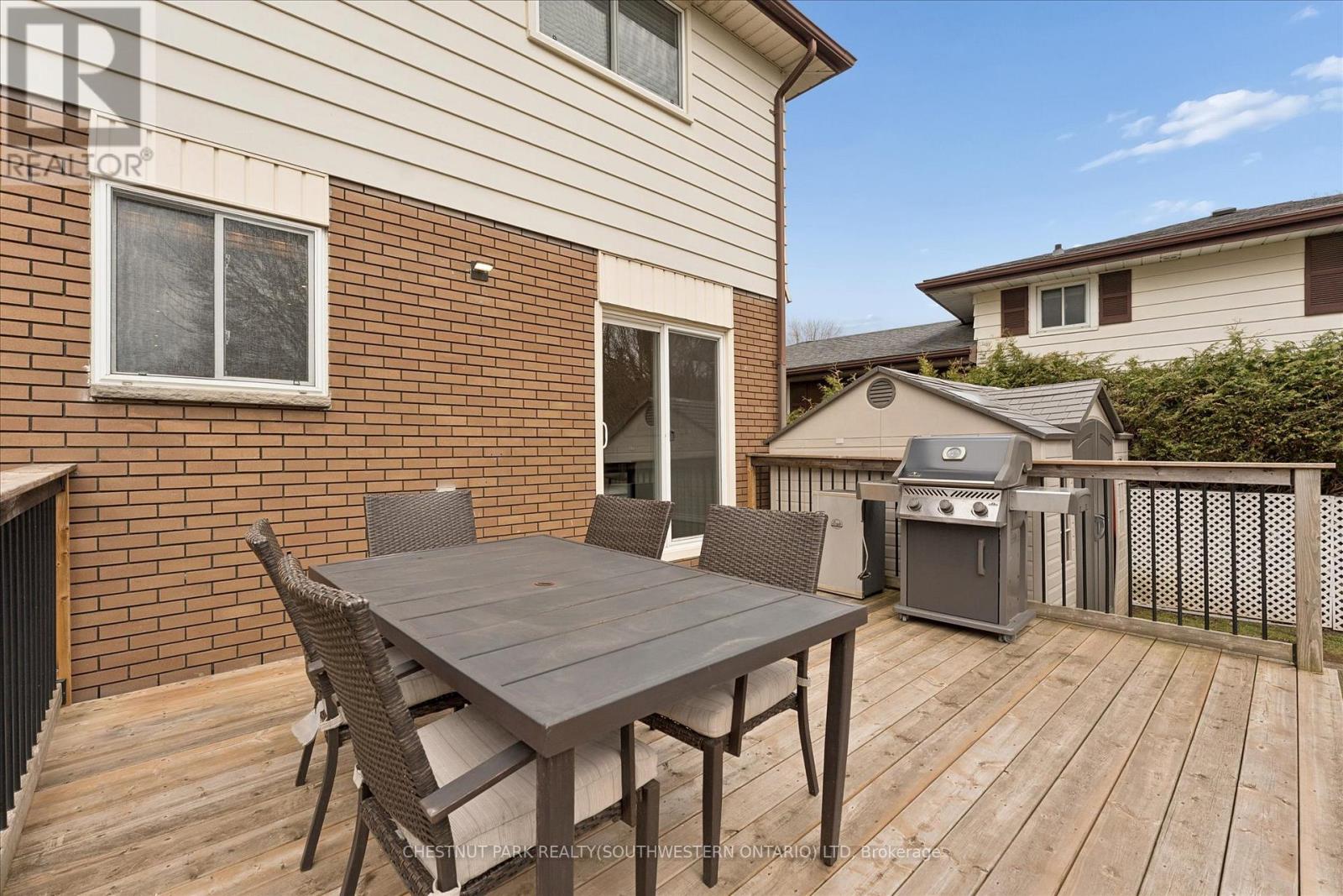 168 Green Valley Drive, Waterloo, Ontario  N2P 1C4 - Photo 19 - X12999826