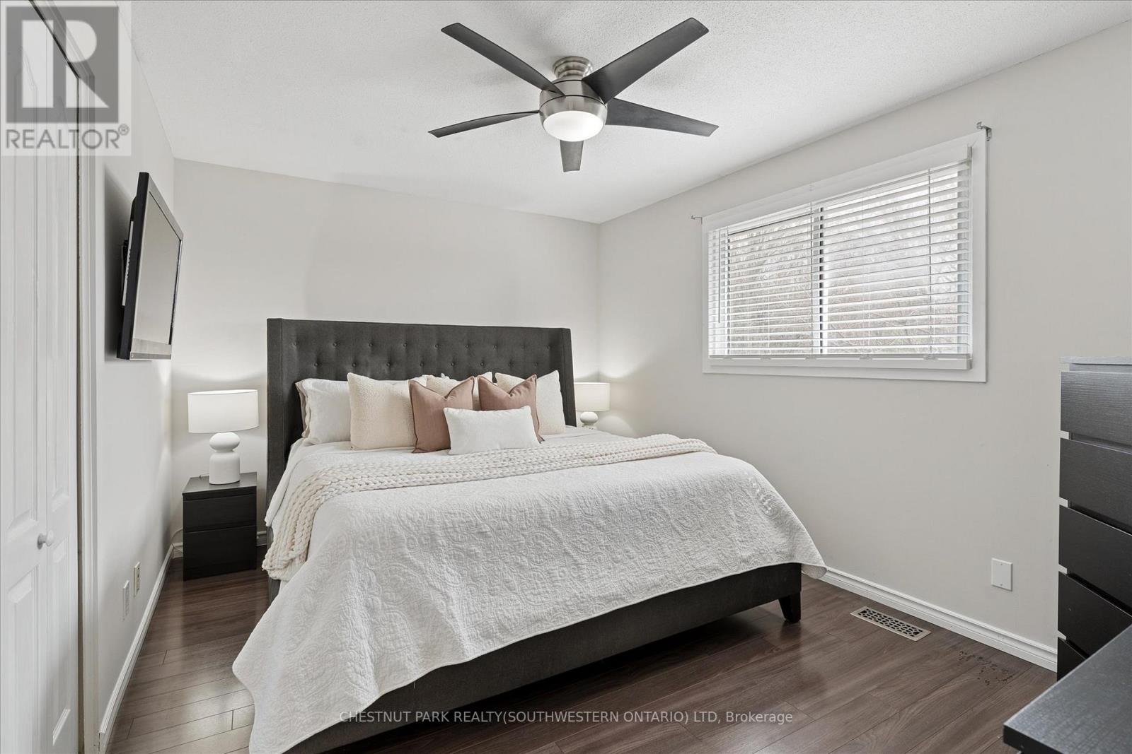 168 Green Valley Drive, Waterloo, Ontario  N2P 1C4 - Photo 20 - X12999826